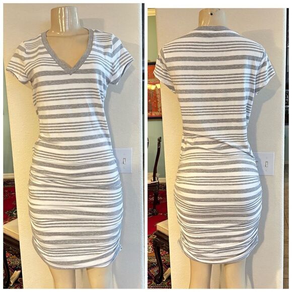 ATHLETA STRIPE TOPANGA RUCHED V NECK ATHLETIC LOUNGEWEAR FITTED FITNESS DRESS S - Picture 2 of 12